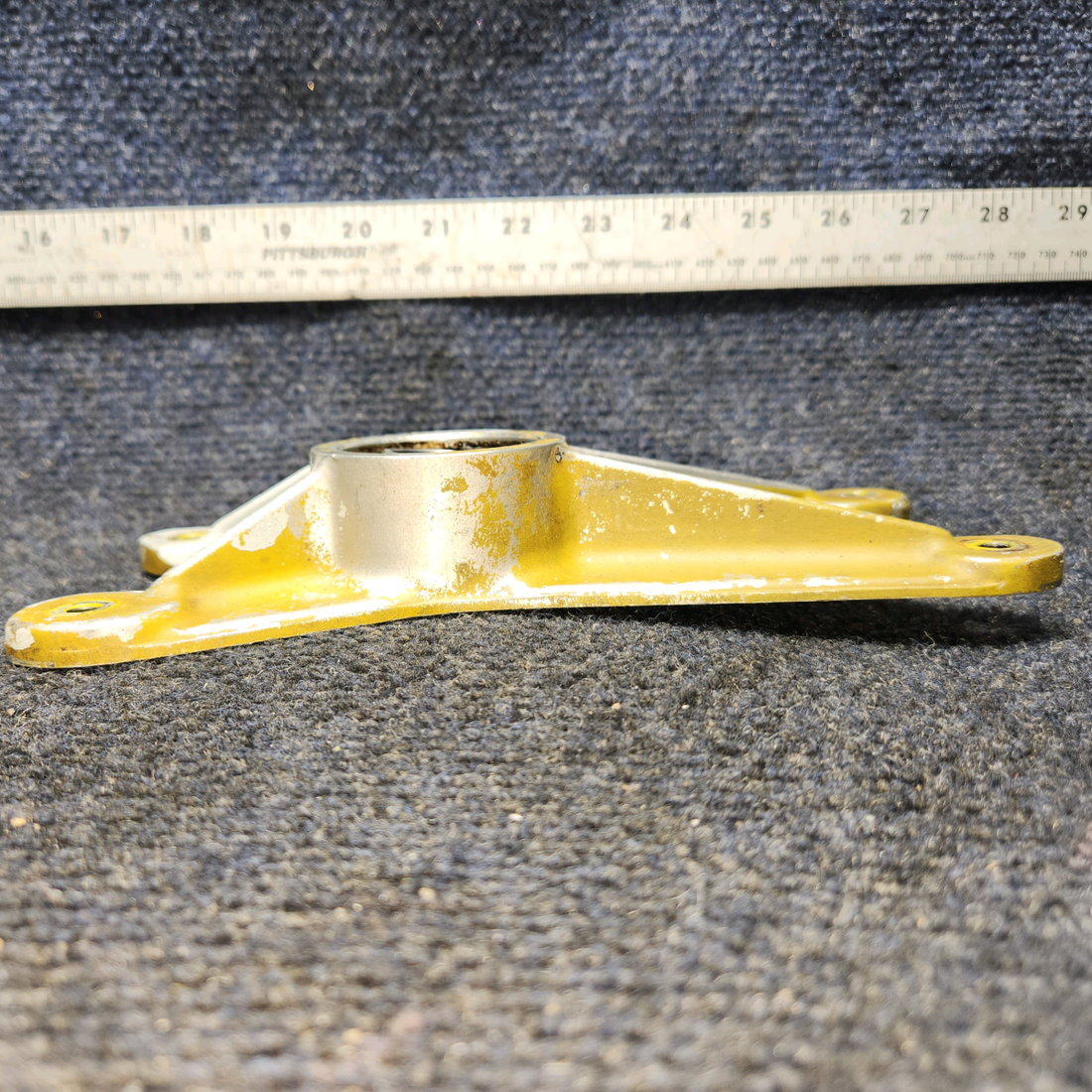 Used aircraft parts for sale, 20394-000 PIPER PA-24-250 Trunnion Fitting RH Aft