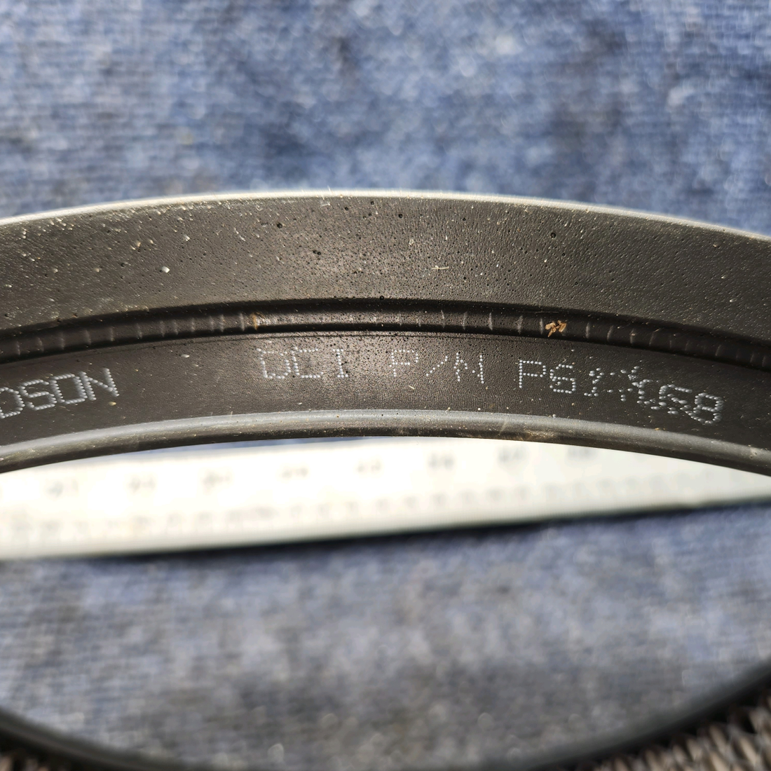 Used aircraft parts for sale, P617058 Donaldson PIPER PA28-140 Oval Piper Filter