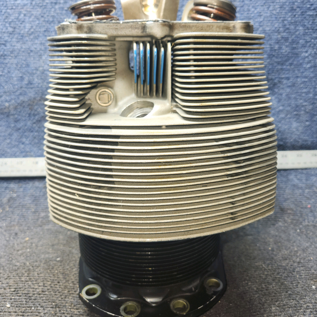 Used aircraft parts for sale, SA47000S-A1 Superior O-470 Cessna 182G Engine Cylinder