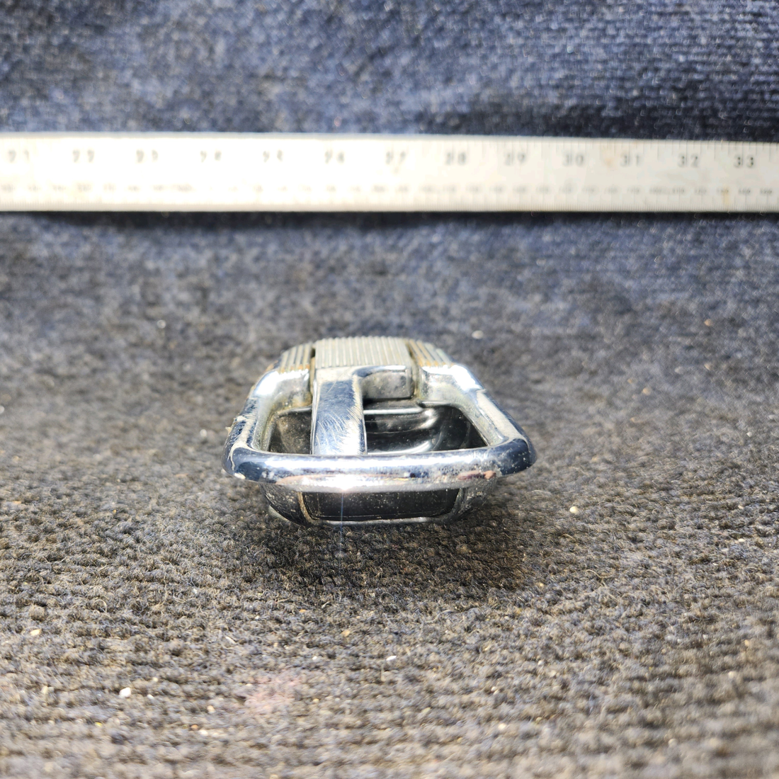 Used aircraft parts for sale, 464-048 Piper PA32RT-300 Aft Cabin Door Handle - LH