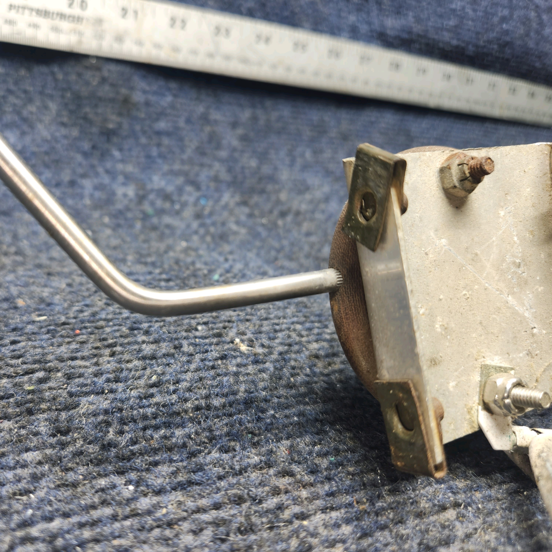 Used aircraft parts for sale, 451-273 PIPER PA28-140 Omni  Recieving Antena