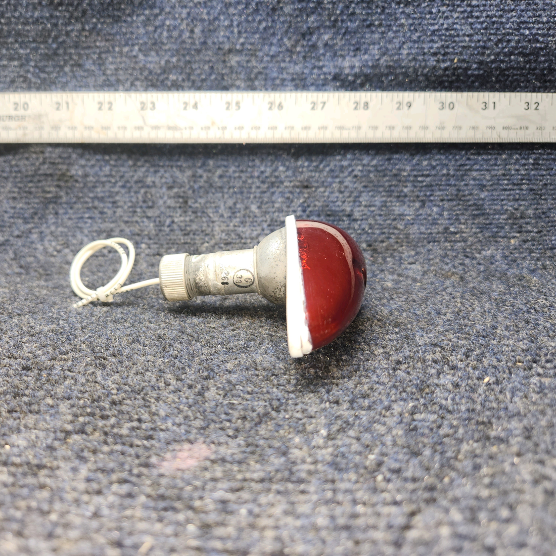 Used aircraft parts for sale, B3307-3 Grimes BEECHCRAFT 95-55B Wing Tip Navigation Light
