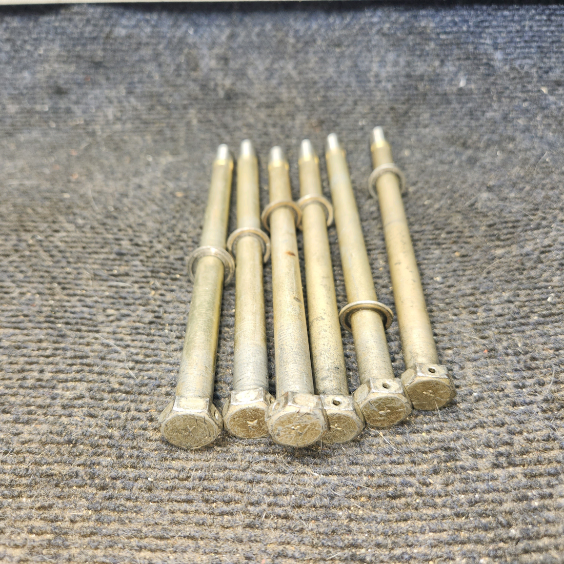 Used aircraft parts for sale, A2513-38 cessna 172N Propeller Bolt Set