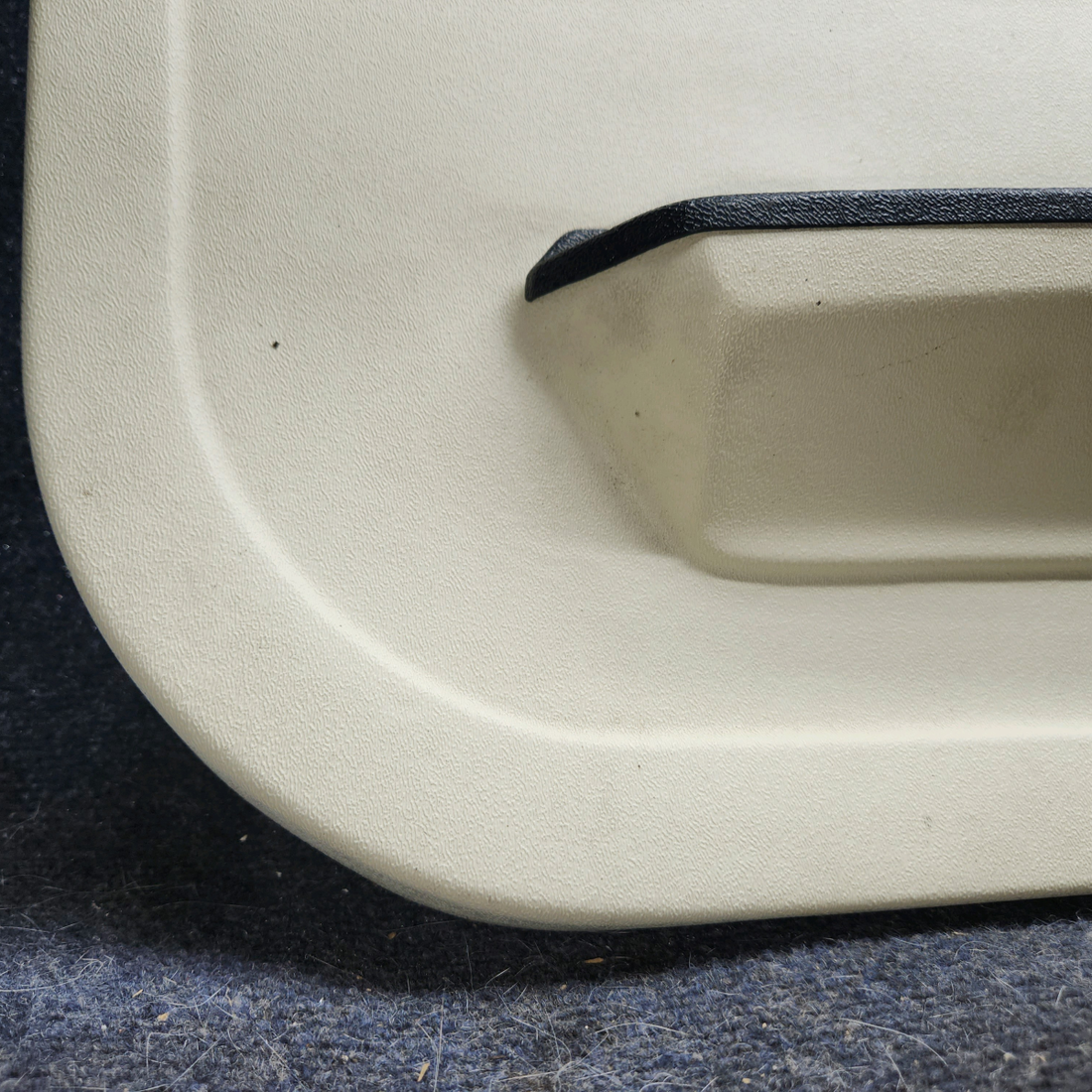 Used aircraft parts for sale, 67-82-150RD cessna 150G Door Panel - LH