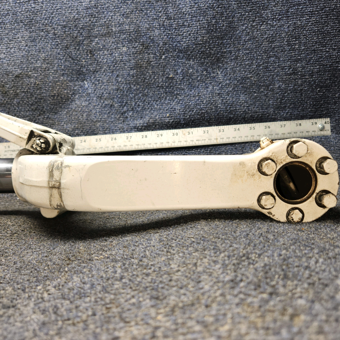 Used aircraft parts for sale, 96766-017 Piper PA32RT-300 Main Gear Strut Assembly with Torque Links - RH