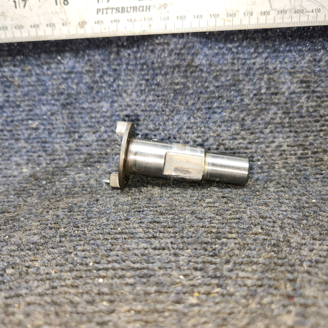 Used aircraft parts for sale, 61174 PIPER PA28-140 Shaft Oil Pump Drive