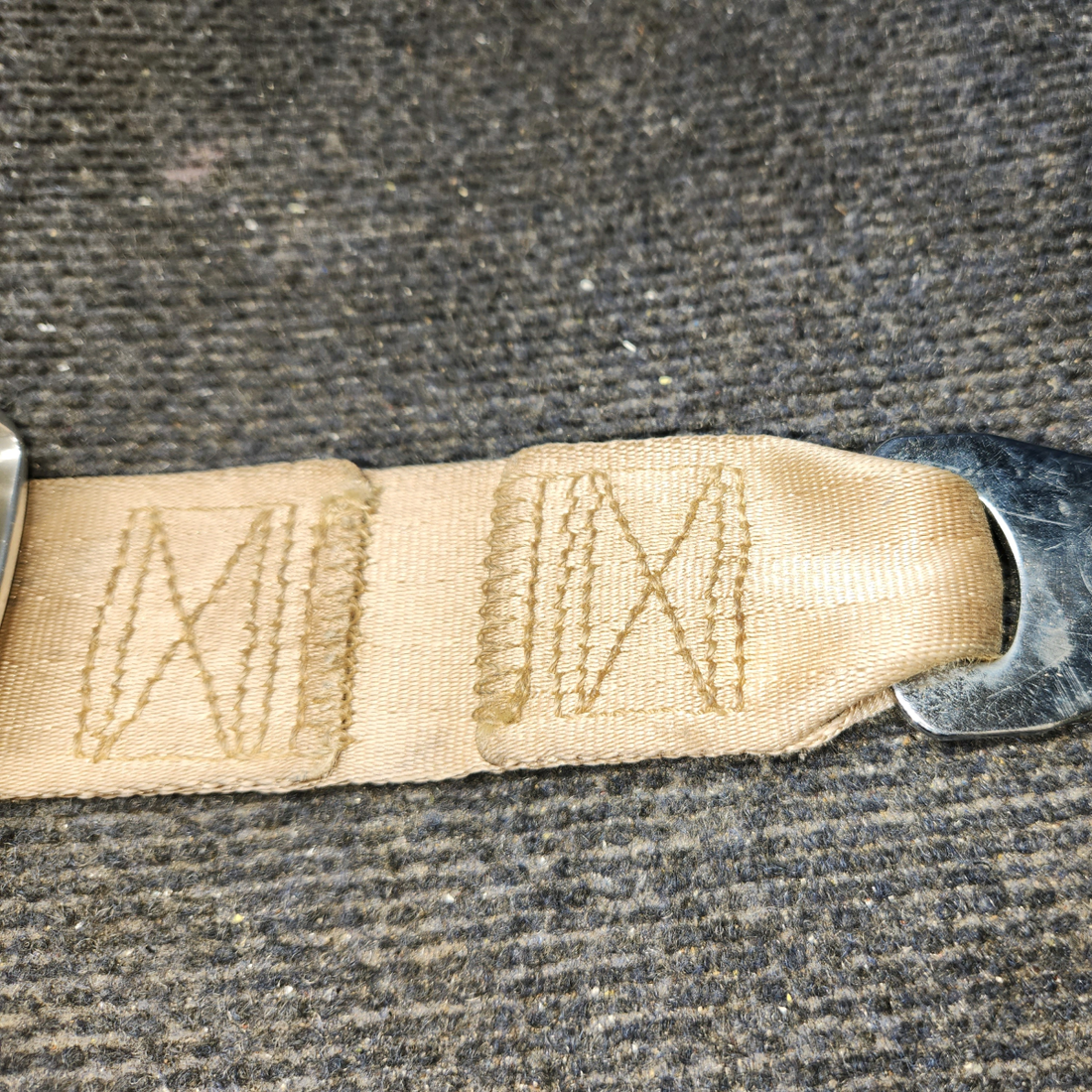 Used aircraft parts for sale, 3079-3-311-8060 AmSafe Beechcraft 95-55B Pilot or Co-Pilot Seat Belt