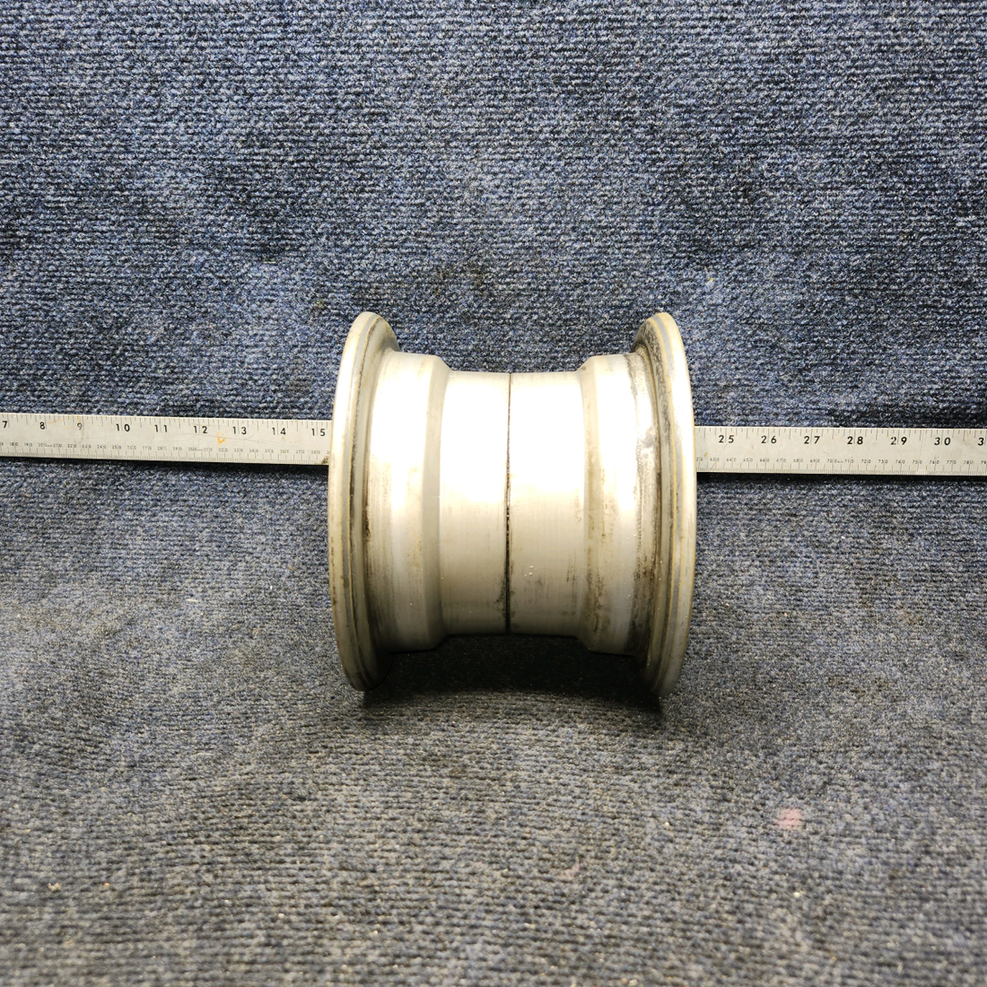 Used aircraft parts for sale, 40-113B Cleveland Beechcraft A24R 6.00-6 Wheel Assembly