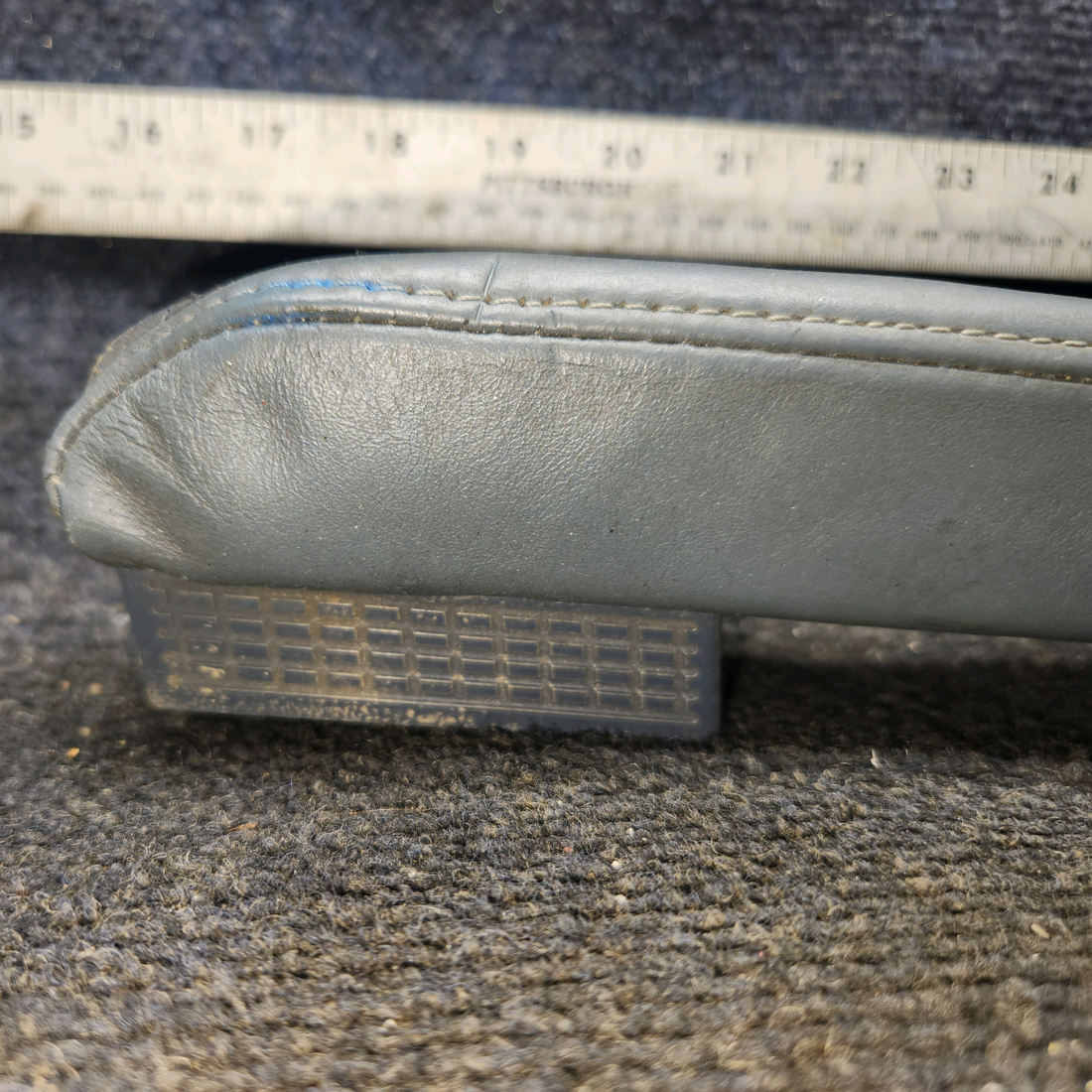 Used aircraft parts for sale, 1414082-1 Cessna 182G Armrest Assembly