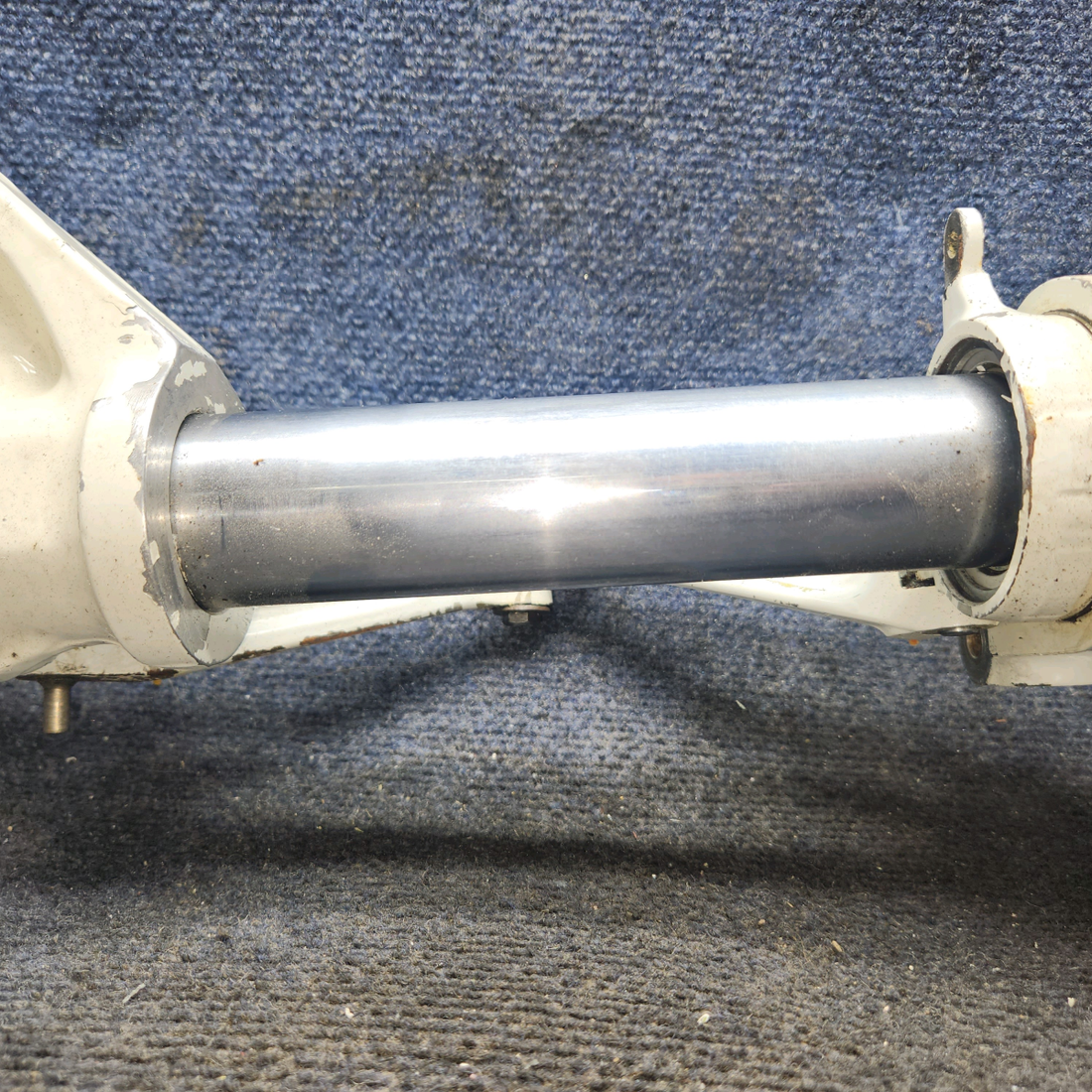 Used aircraft parts for sale, 36-820020-3 BEECHCRAFT 95-55B Nose Gear Assy