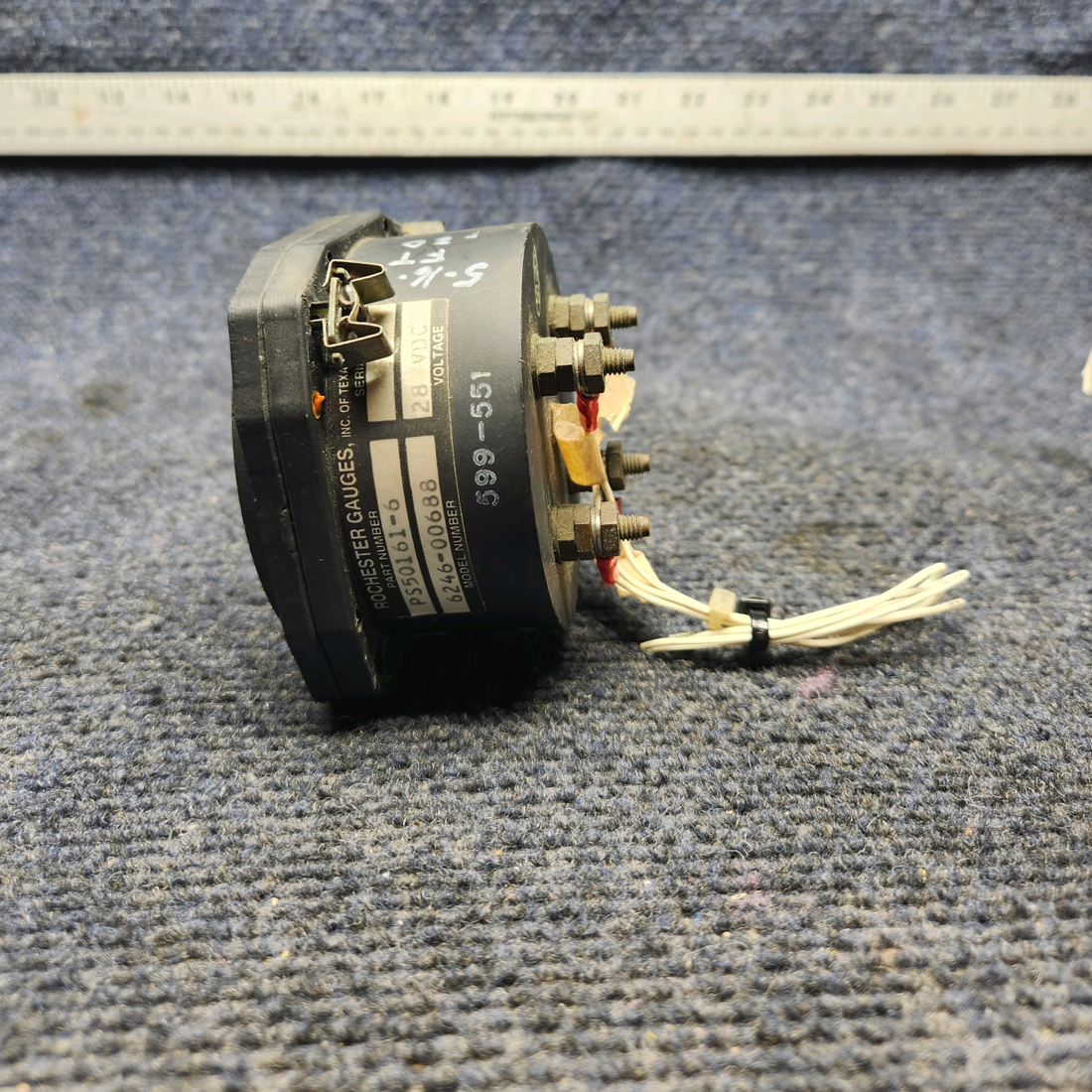 Used aircraft parts for sale, PS50161-2 Rochester PIPER PA28-161 Warrior III FUEL QUANTITY INDICATOR (VOLTS: 28)