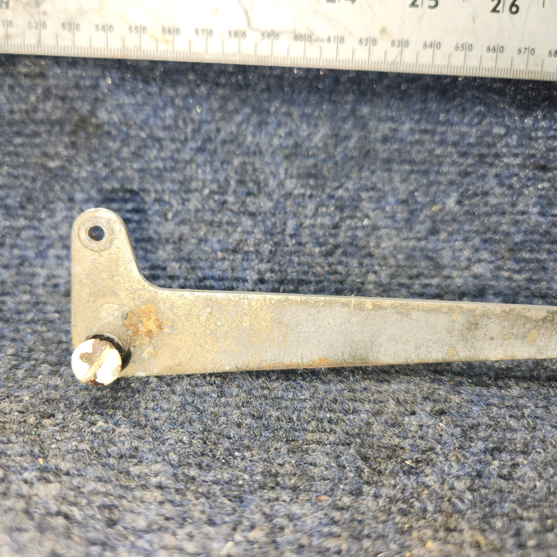 Used aircraft parts for sale, 79515-013 Piper PA28 Warrior Interior Cabin Door Handle Assy
