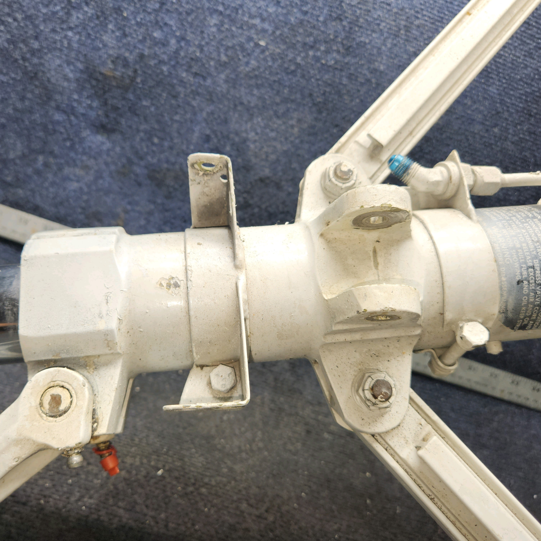 Used aircraft parts for sale, 95-810002-613 BEECHCRAFT 95-55B Gear Assy Main - LH