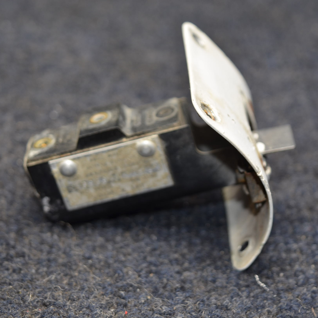 Used aircraft parts for sale, C-52207-4 Cessna C175 CESSNA -PIPER FLIGHT SAFE LIFT DETECTOR ASSY