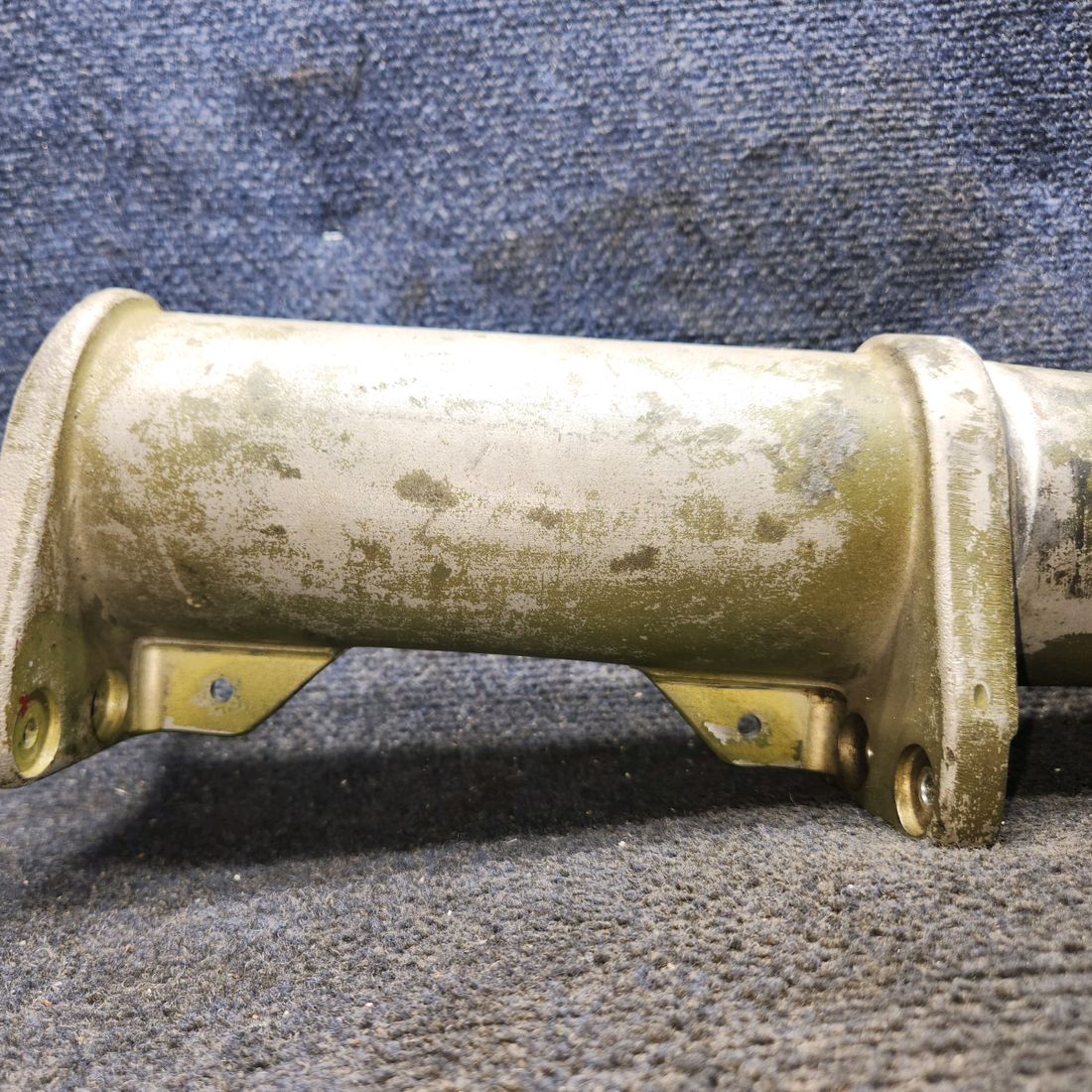 Used aircraft parts for sale, 65319-004 Piper PA-28-140 Main Gear Cylinder