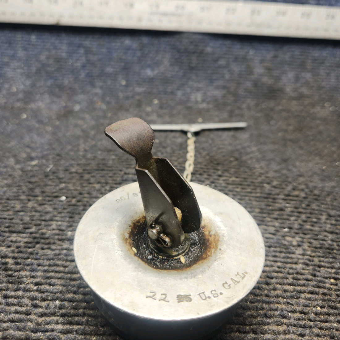 Used aircraft parts for sale, 35-921526-32 Beechcraft 35-33 Fuel Cap Assembly