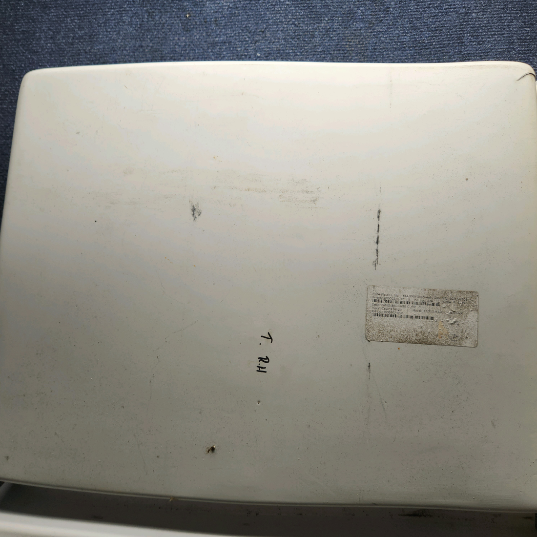 Used aircraft parts for sale, 0500210-97 cessna 172N Baggage Compartment Panel - RH