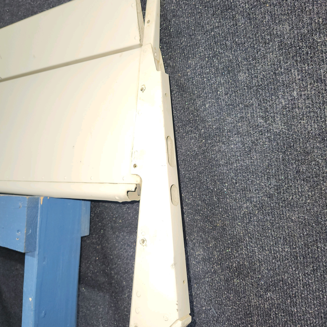 Used aircraft parts for sale, 0432001-52 cessna 150G Elevator Assembly with Tab – RH