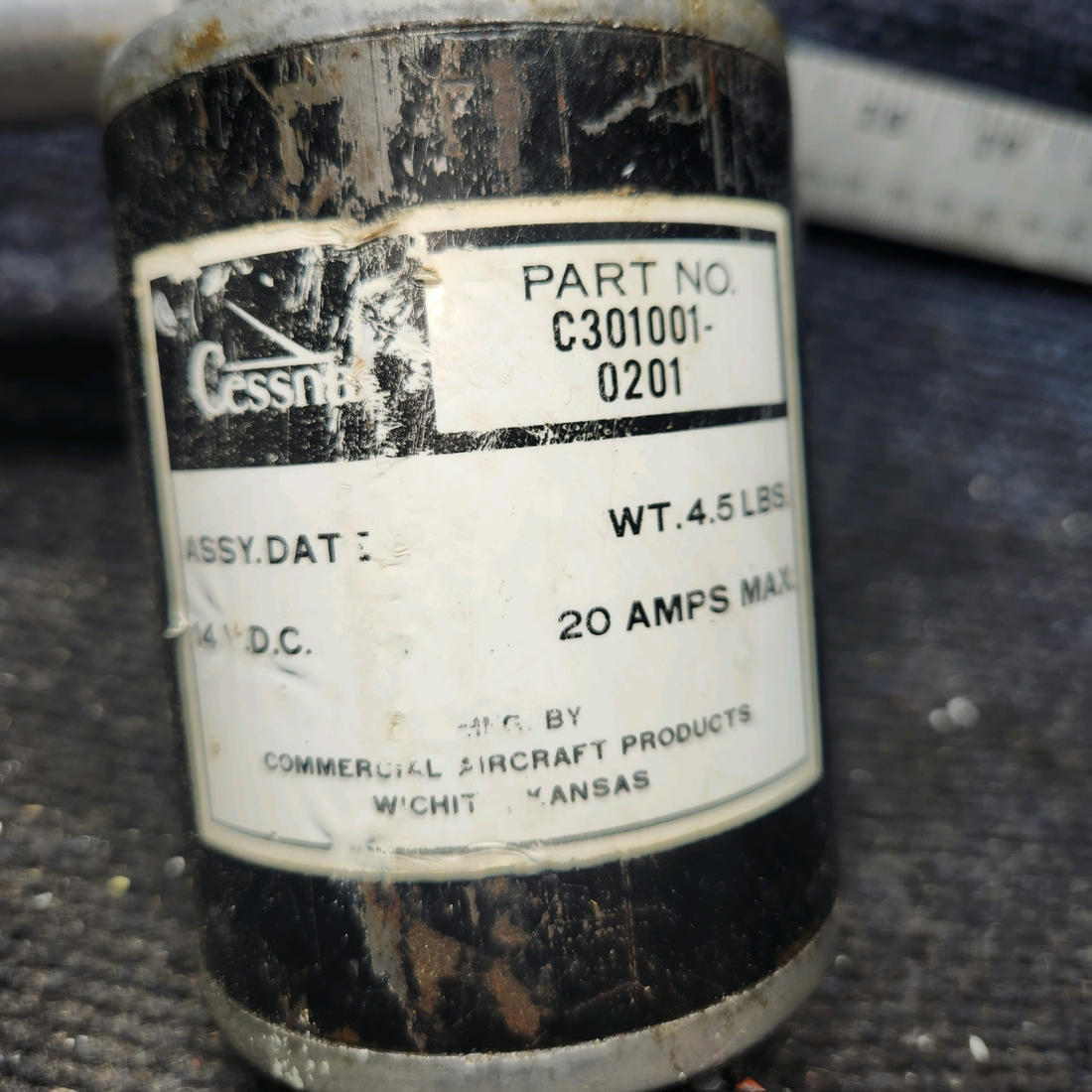 Used aircraft parts for sale, C301002-0301 cessna 150G Flap Actuator with Motor & Transmission