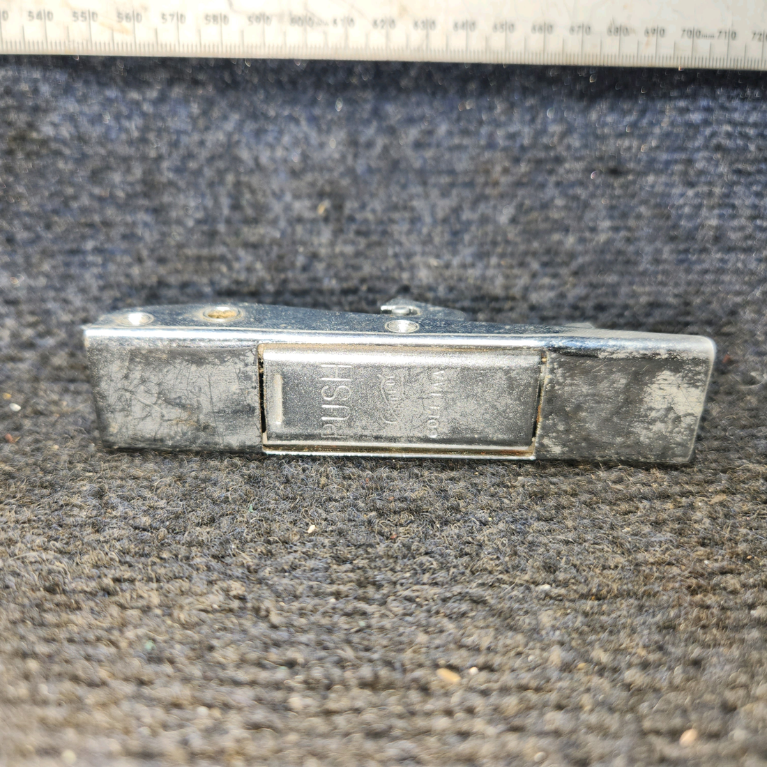 Used aircraft parts for sale, 60-384013 Beechcraft 95-B55 Nose Baggage Door Latch Assembly