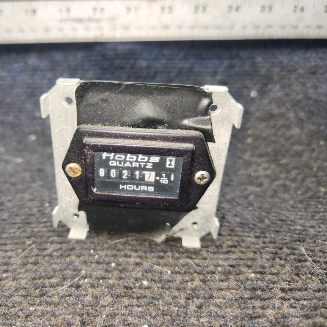 Used aircraft parts for sale, 85000 Hobbs piper PA-28-181 Hour Meter (12-24 VD)