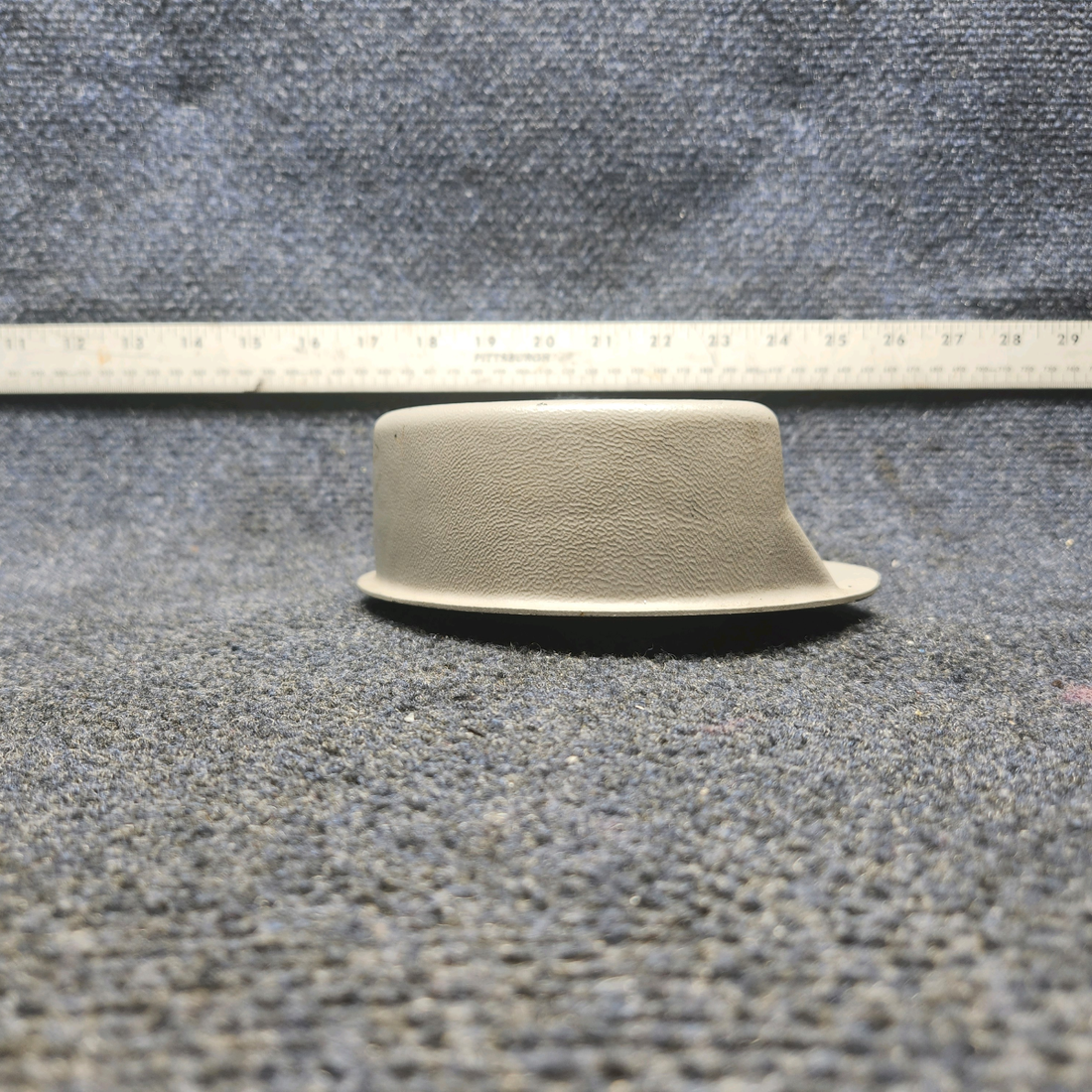 Used aircraft parts for sale, 169-920000-169 Beechcraft A23A Musketeer Custom III GUARD FUEL SELECTOR VALVE