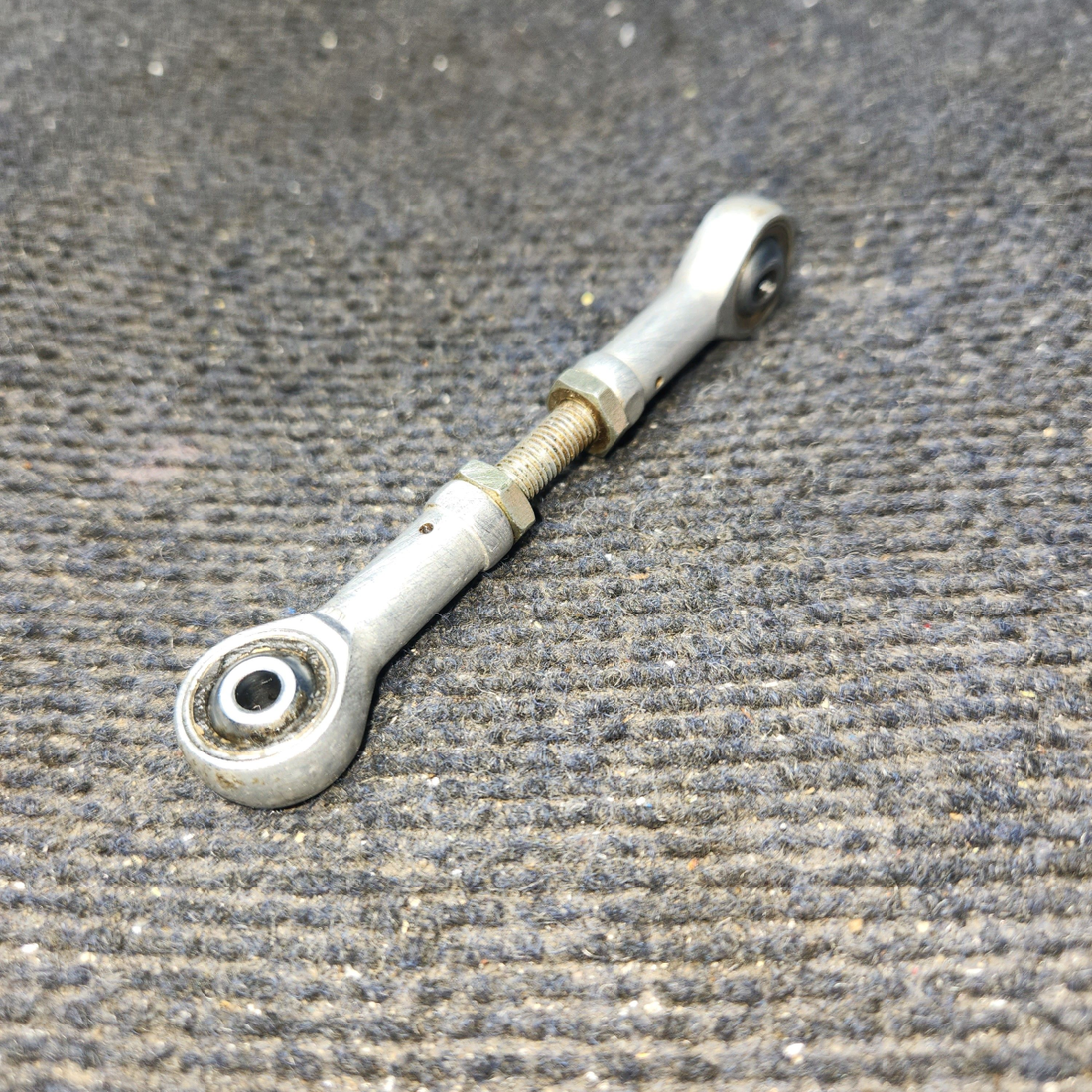 Used aircraft parts for sale, 0743608-1 Cessna 182G Push/Pull Rod Assembly Nose Gear Steering RH