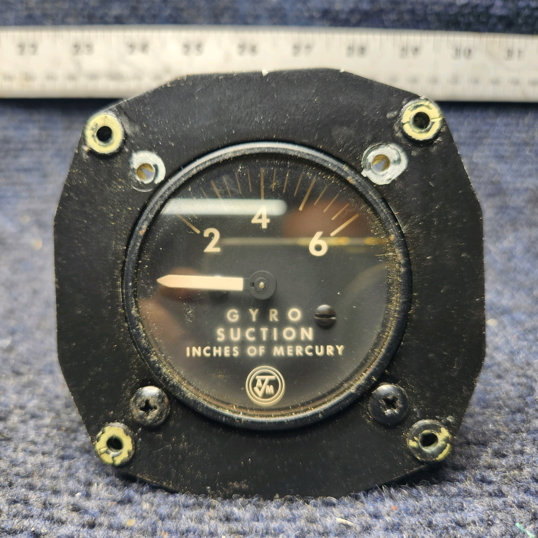 Used aircraft parts for sale, 1G10-1 Airborne PIPER PA28-140 Gyro Suction Gage/Airborne