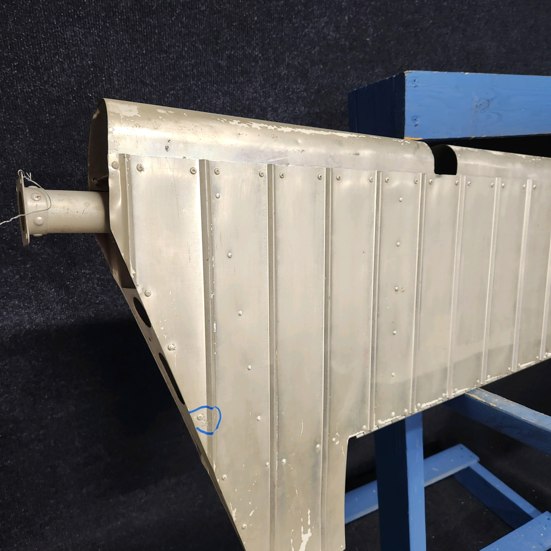 Used aircraft parts for sale, 2432000-810 Cessna  [part_model] CESSNA 172 ELEVATOR ASSEMBLY RH- NO TRIM