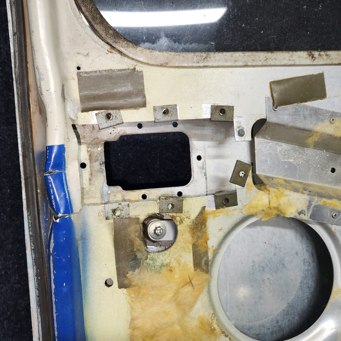 Used aircraft parts for sale, 0511803-53, 0711050-5 cessna 172N Cabin Door LH - Structure Assembly