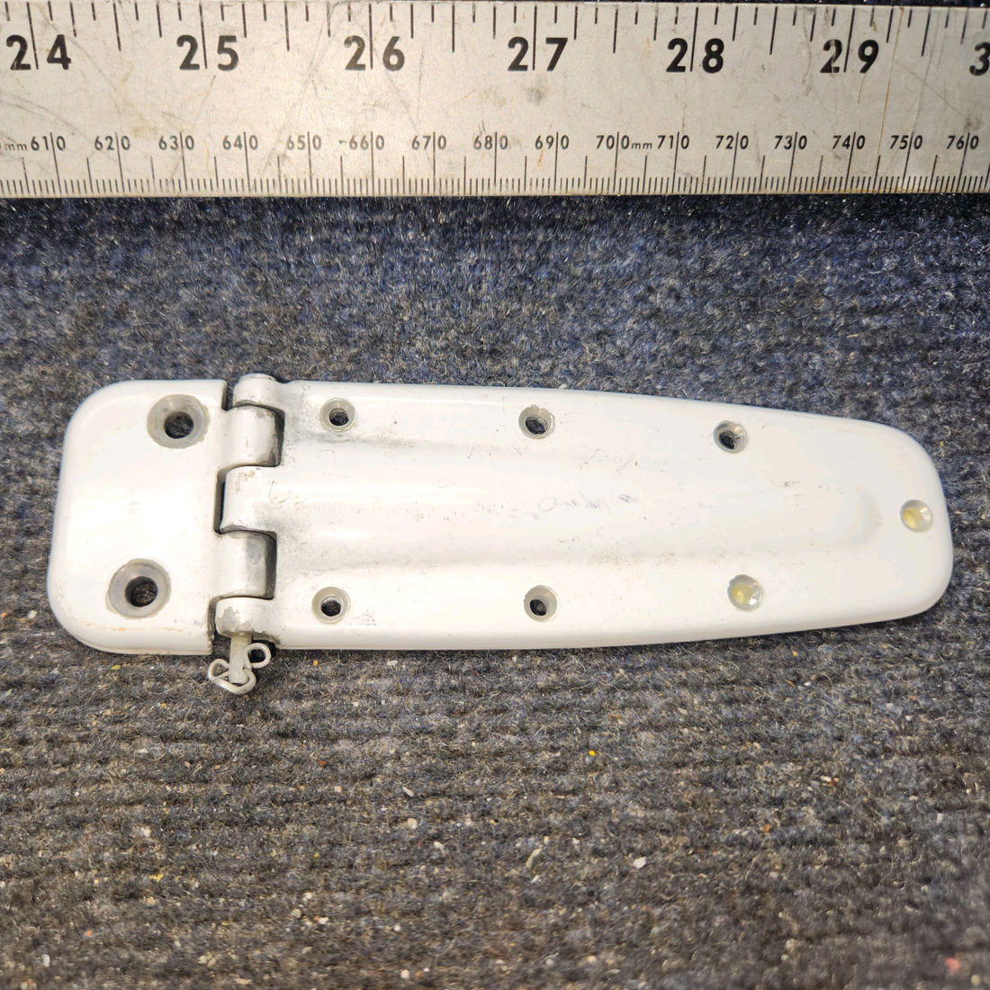 Used aircraft parts for sale, 0711037-19, 0711037-21 Cessna 182G Cabin Door Hinge Assembly Lower LH