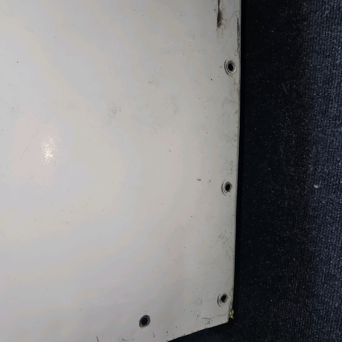 Used aircraft parts for sale, 0552162-14 cessna 172N Upper Spotweld Assembly – Cracked, Dented and Bent