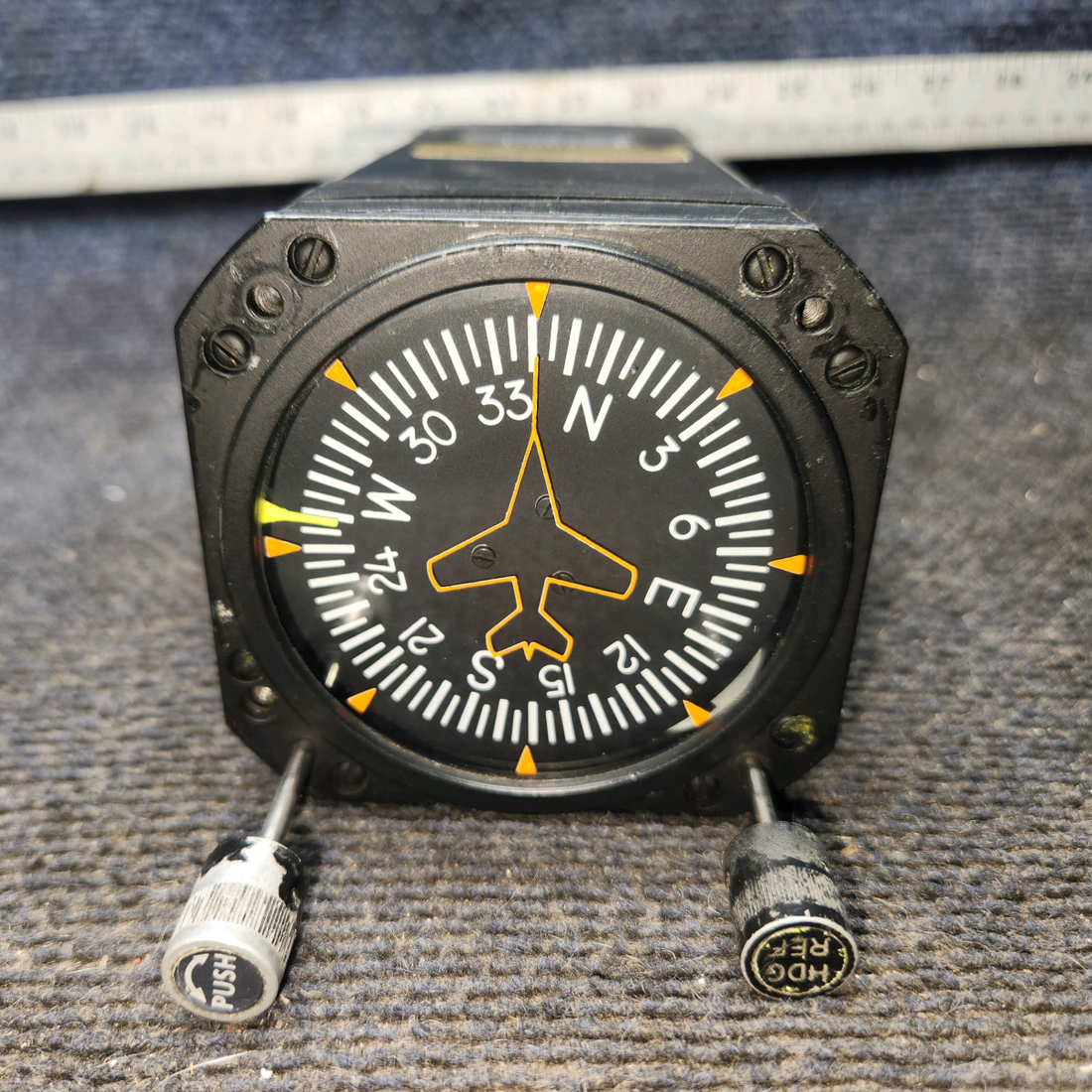 Used aircraft parts for sale, 1U262-007-40 Sigma Tek 4000-HR2 cessna 172k Directional Gyro