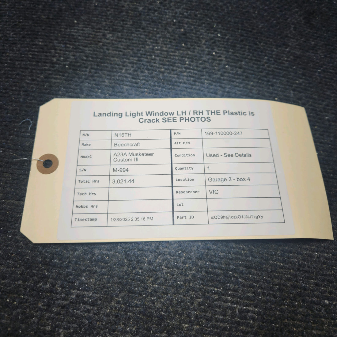 Used aircraft parts for sale, 169-110000-247 Beechcraft A23A Musketeer Custom III LANDING LIGHT WINDOW LH / RH THE PLASTIC IS CRACK SEE PHOTOS