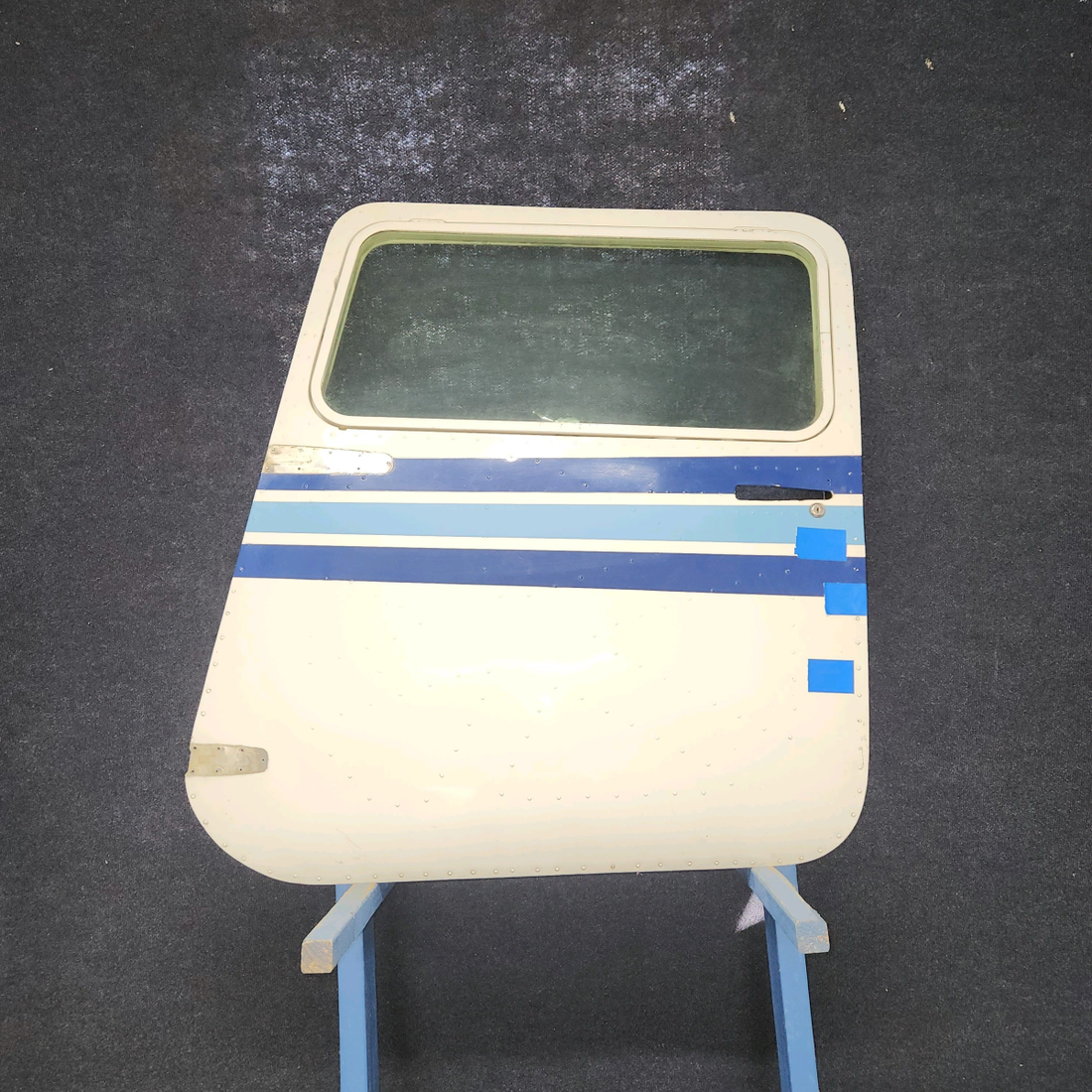 Used aircraft parts for sale, 0710620-207, C711051-7, S1483-2 Cessna 182G Cabin Door Structure with Window LH