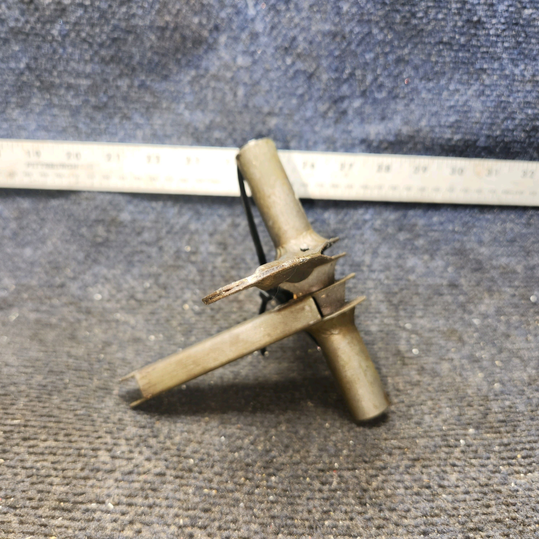 Used aircraft parts for sale, 0523535-1 Cessna 172 Bellcrank Assembly, Right Flap