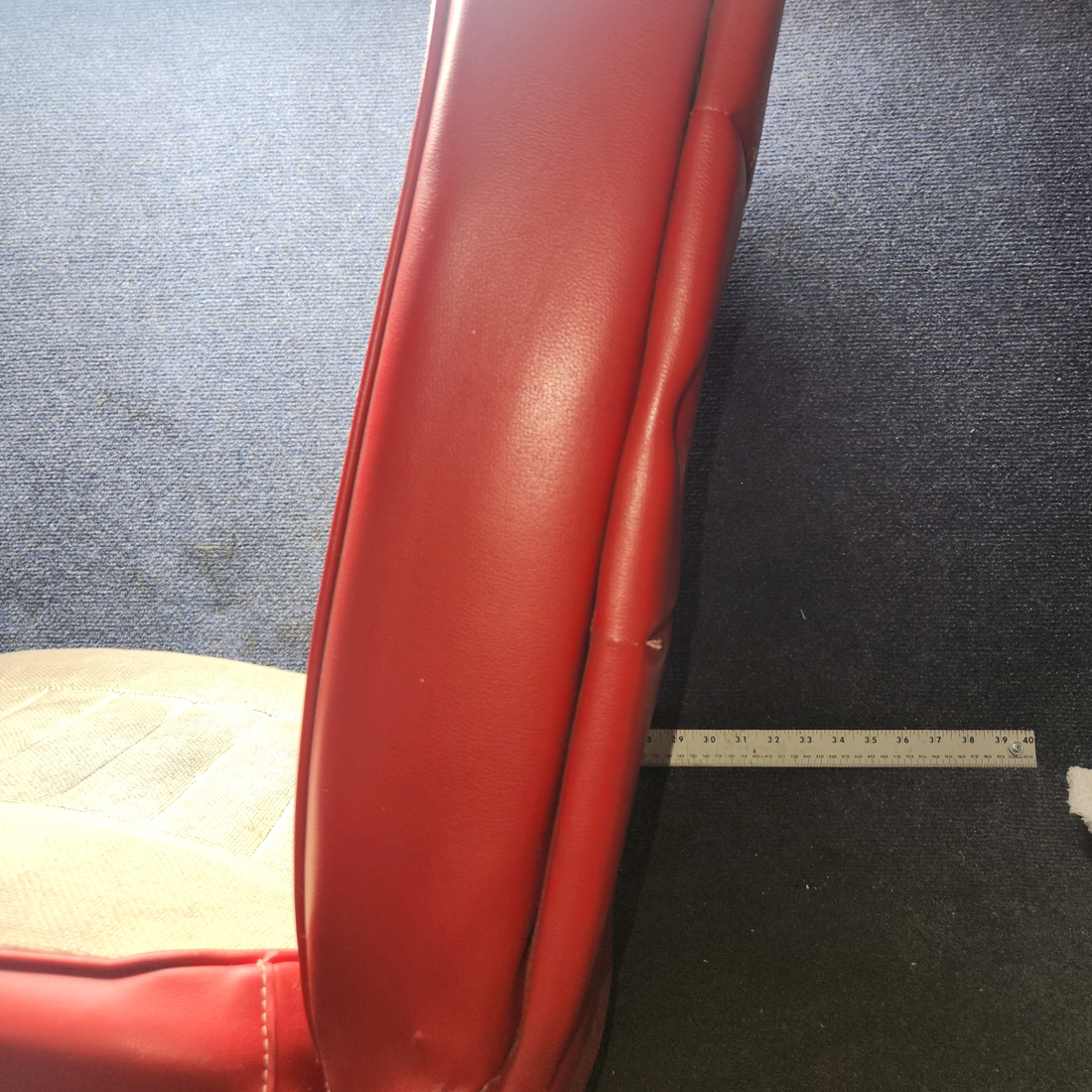 Used aircraft parts for sale, 0400118-66 cessna 150G Seat – RH (Co-Pilot)
