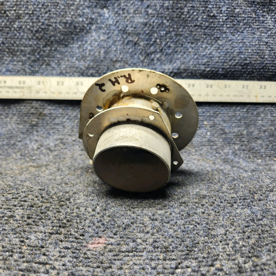 Used aircraft parts for sale, 68556-001 Piper PA28-140 Air Vent Assembly Aft RH