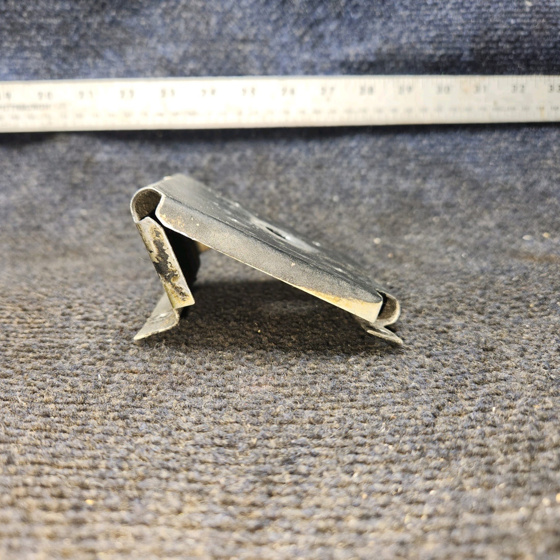 Used aircraft parts for sale, 0511190 Cessna 172 E Fuel Selector Bracket