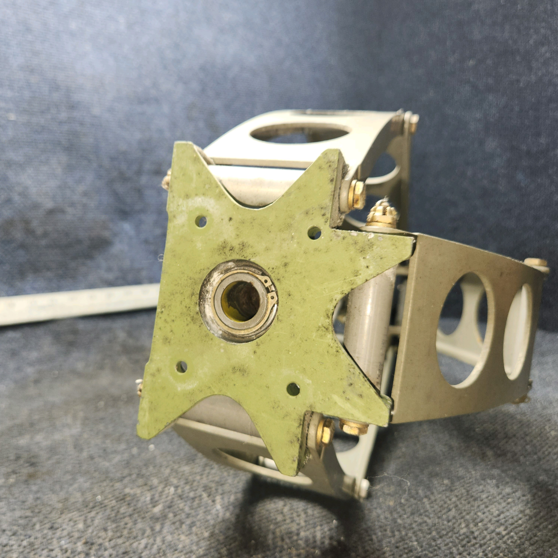 Used aircraft parts for sale, 96-524017-601 BEECHCRAFT 95-55B Control Column Assy