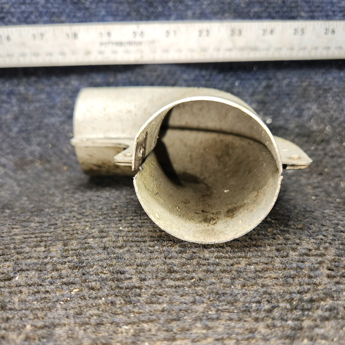 Used aircraft parts for sale, 0413233 cessna 150G Cabin Air Vent Elbow
