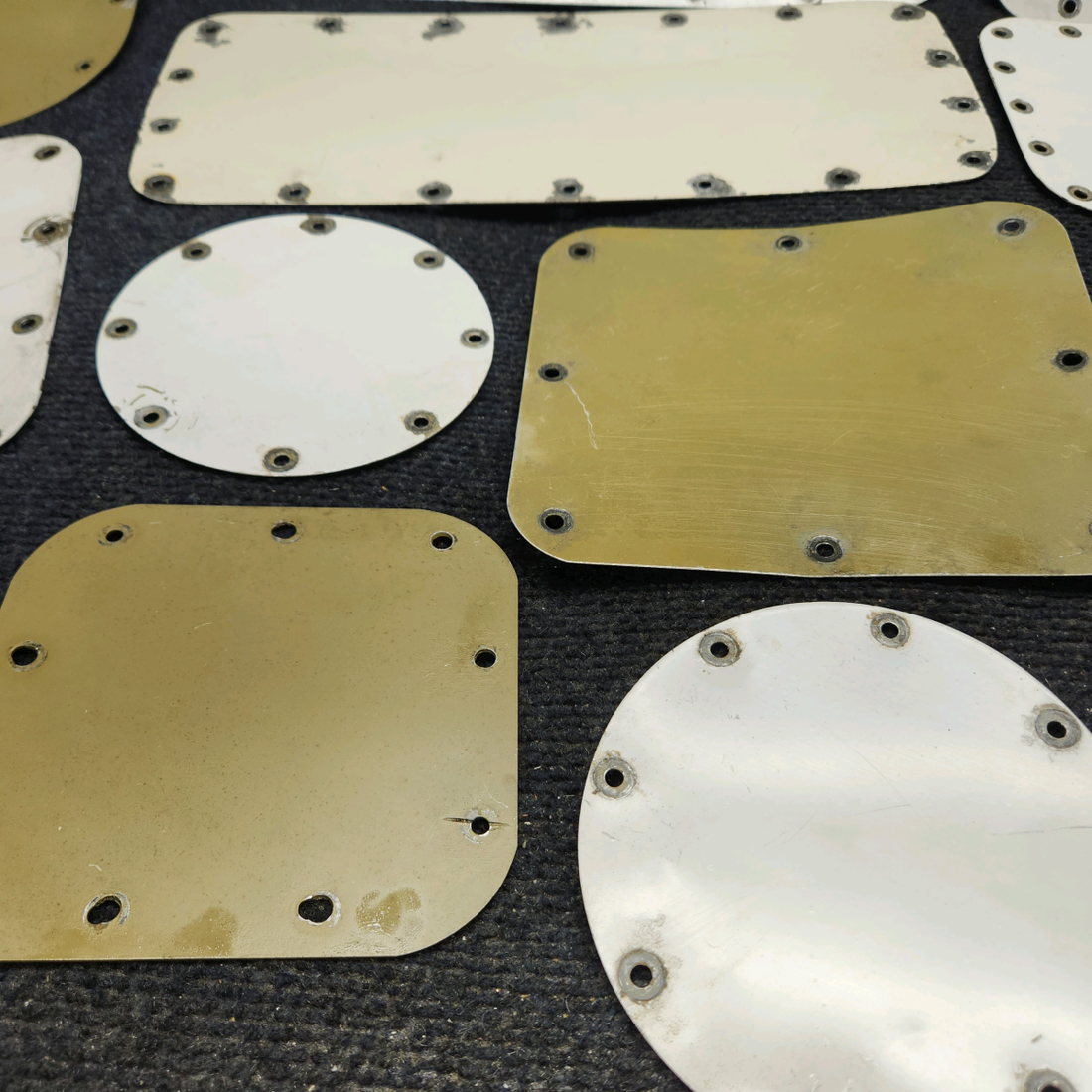 Used aircraft parts for sale, Cover Plate Piper Beech A23R / A24R Sierra Beechcraft A24R Lot Cover Plate
