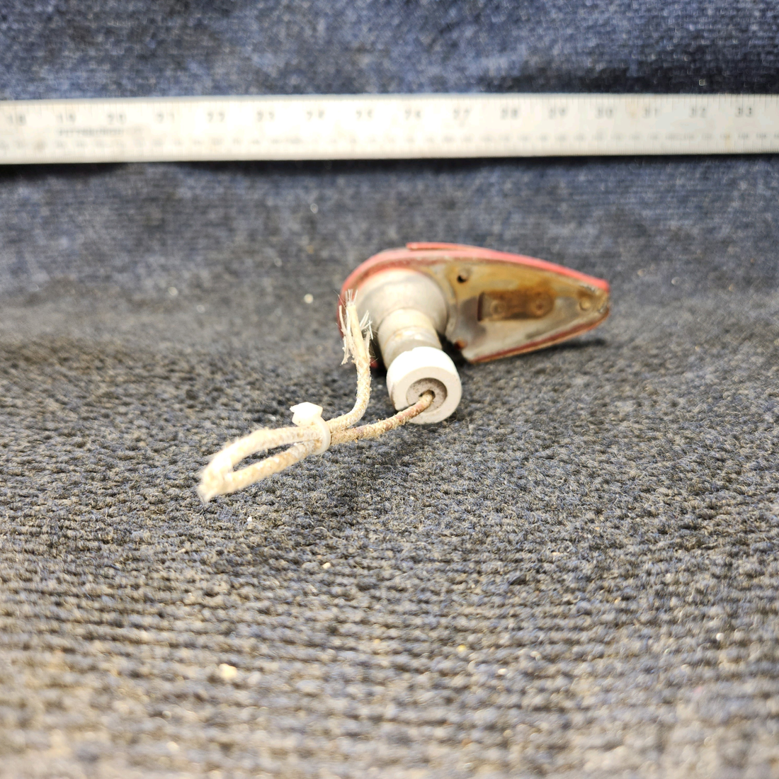 Used aircraft parts for sale, C622001-0201 Cessna C175 Wing Position Light Assy W/Red Lens