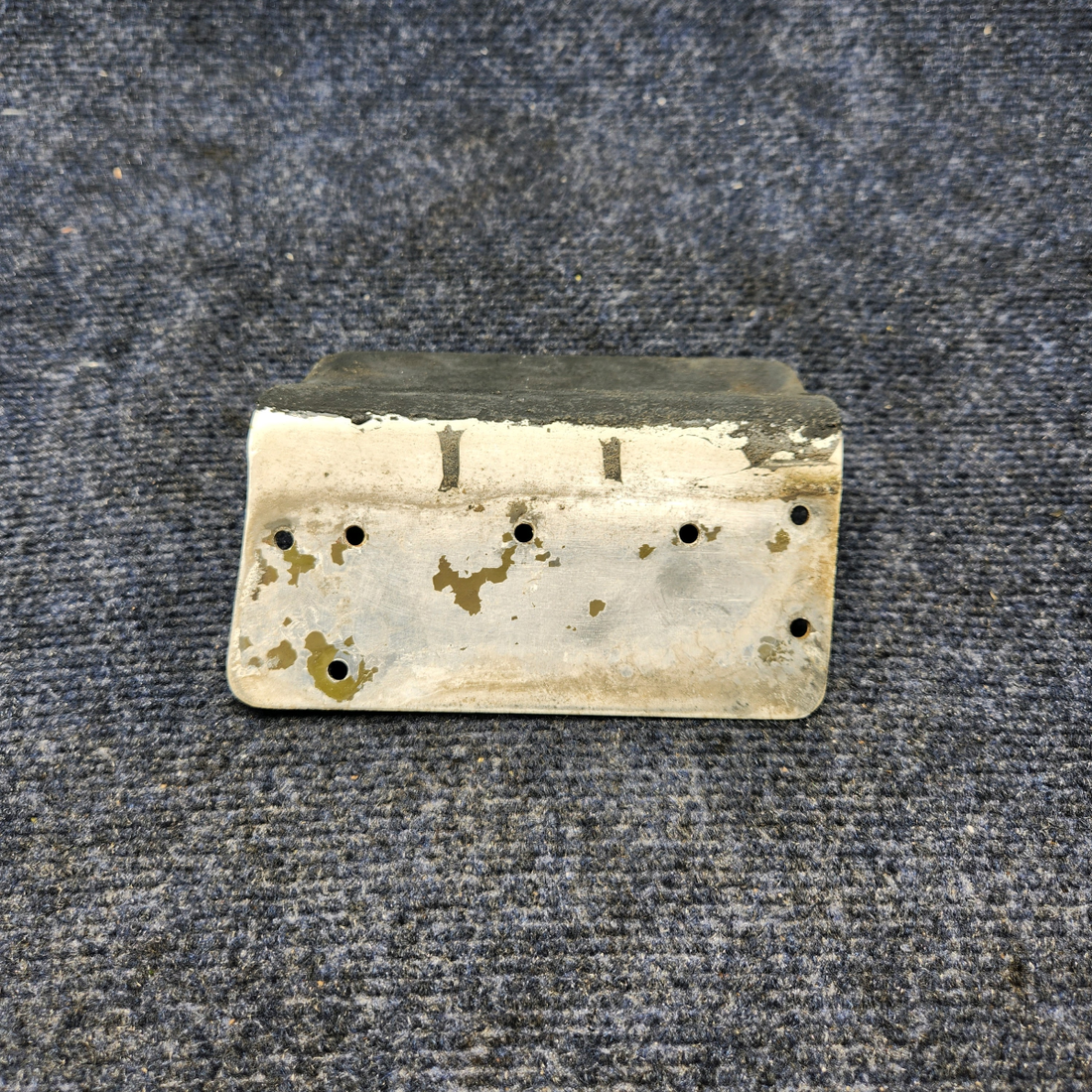 Used aircraft parts for sale, 0513526-4 CESSNA C172RG FUSELAGE REFUELING STEP ASSEMBLY RH