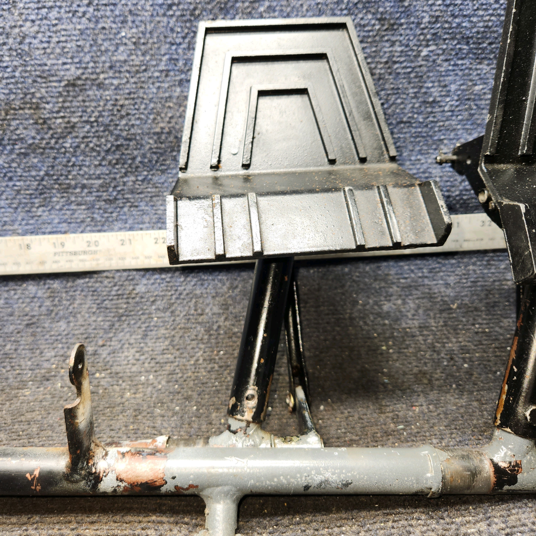 Used aircraft parts for sale, 0411306-14, 0411306-13 Cessna 172E Brake & Rudder Pedal Bar Assembly