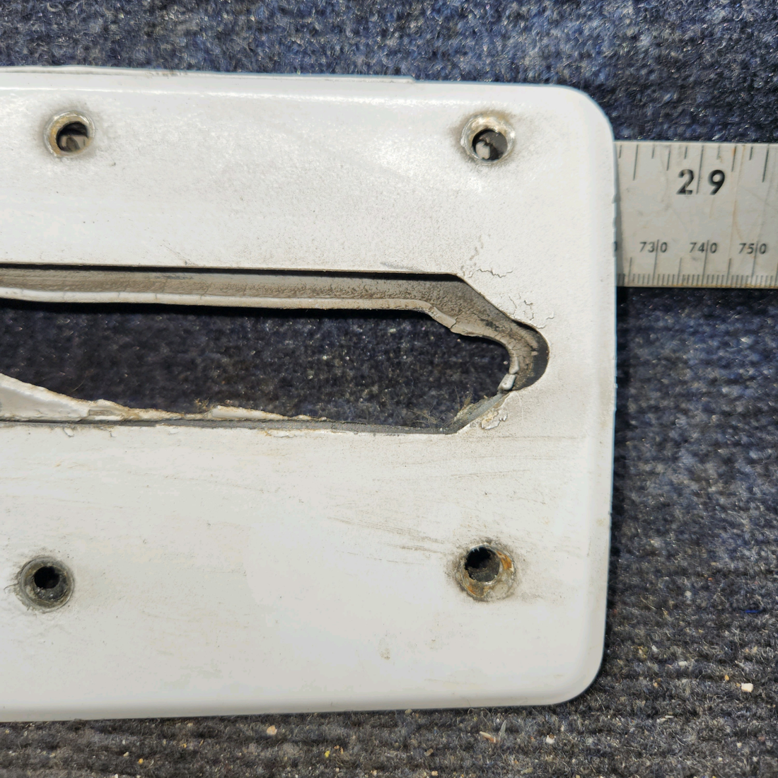Used aircraft parts for sale, 0511071-3, 0511072-1 Cessna 172E Landing Gear Fillet Plate, LH with Seal