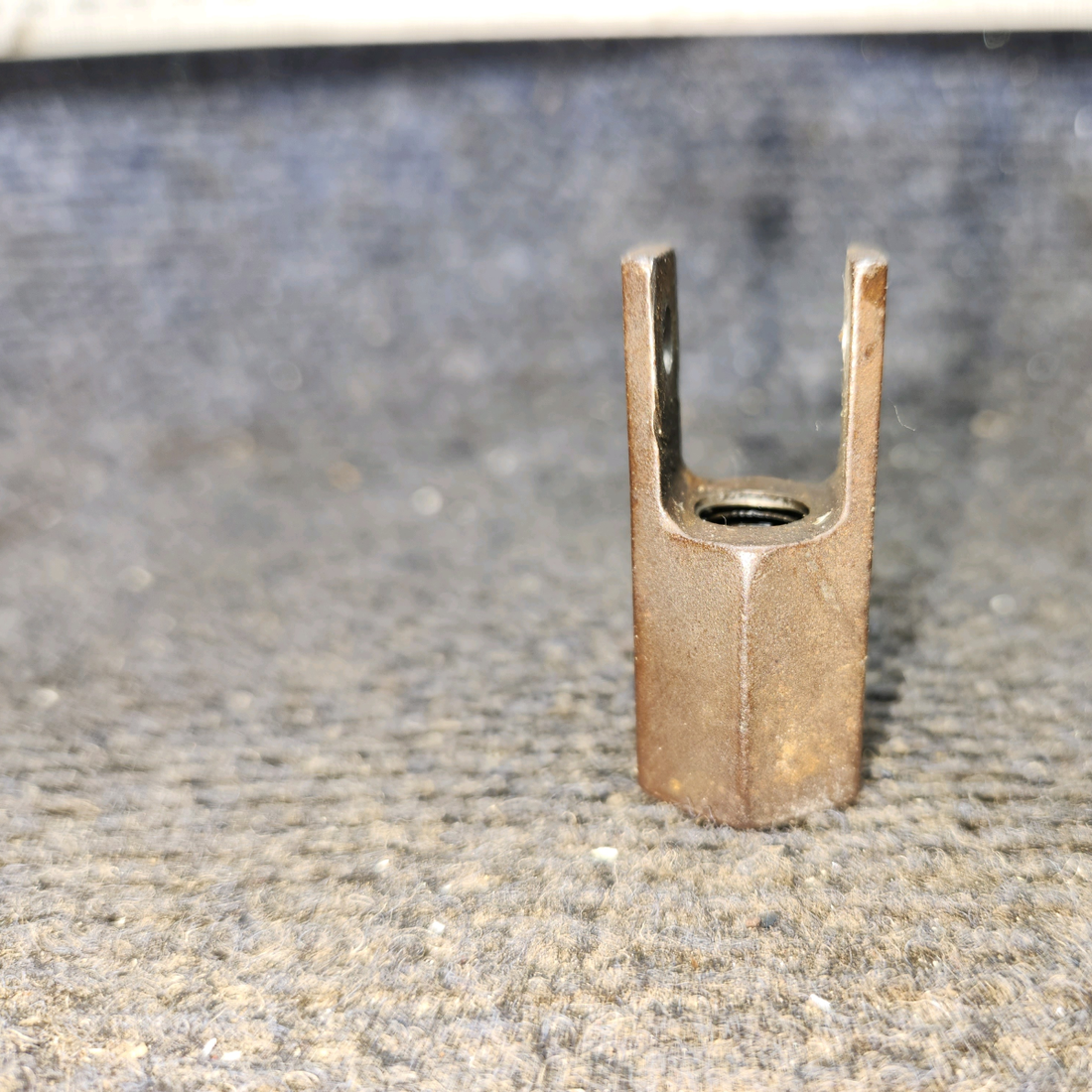 Used aircraft parts for sale, 0543023 cessna 150G Nose Gear Clevis