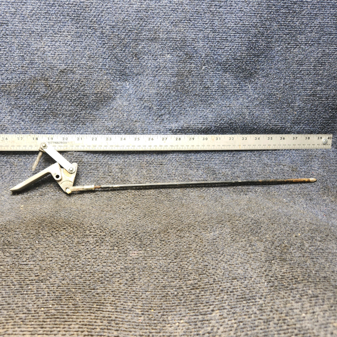 Used aircraft parts for sale, 68976-000 Piper PA32RT-300 Aft Latch Assy Cargo Door