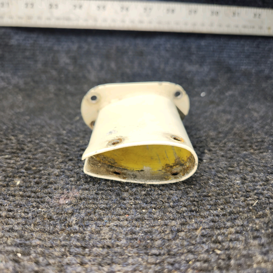 Used aircraft parts for sale, 95-324018-151 Piper PA32RT-300 Pitot Tube Mast