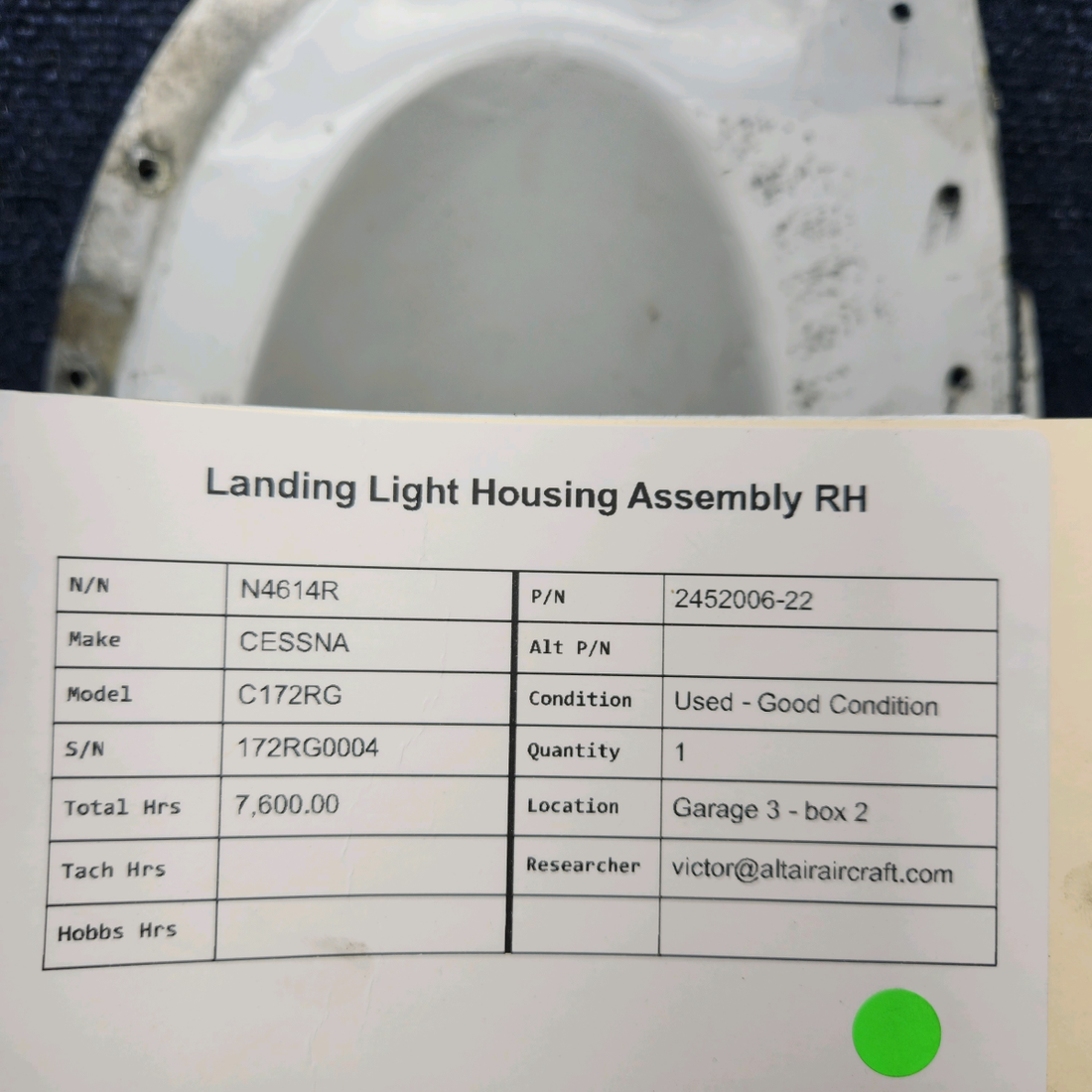 Used aircraft parts for sale, 2452006-22 CESSNA C172RG LANDING LIGHT HOUSING ASSEMBLY RH